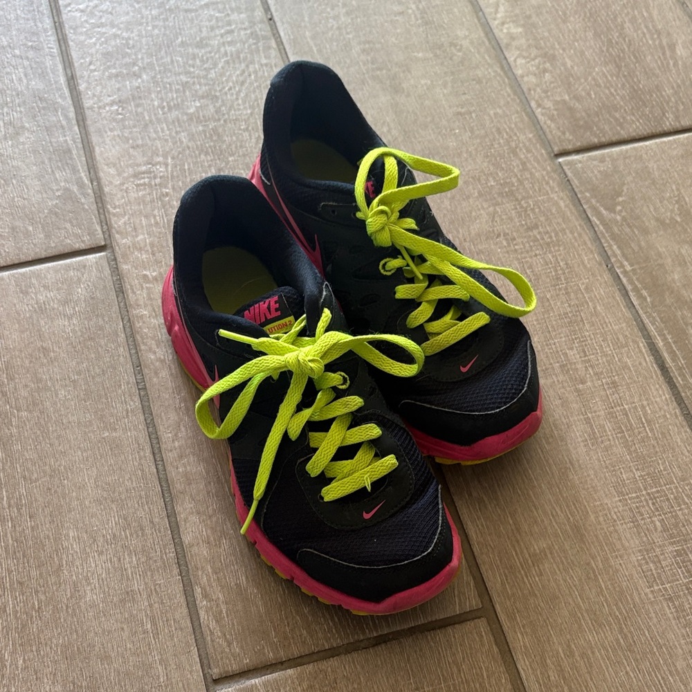 Nike Revolution 2 Running Shoes